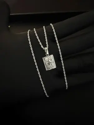 Collar Cuadro